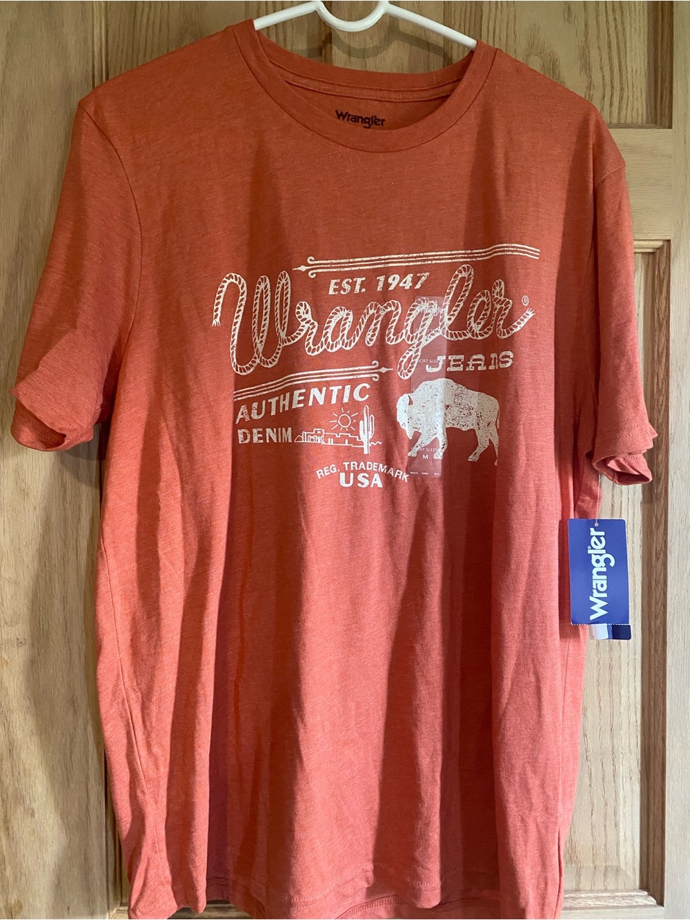 Wrangler Men’s Rust Orange Graphic Short-Sleeve Tee